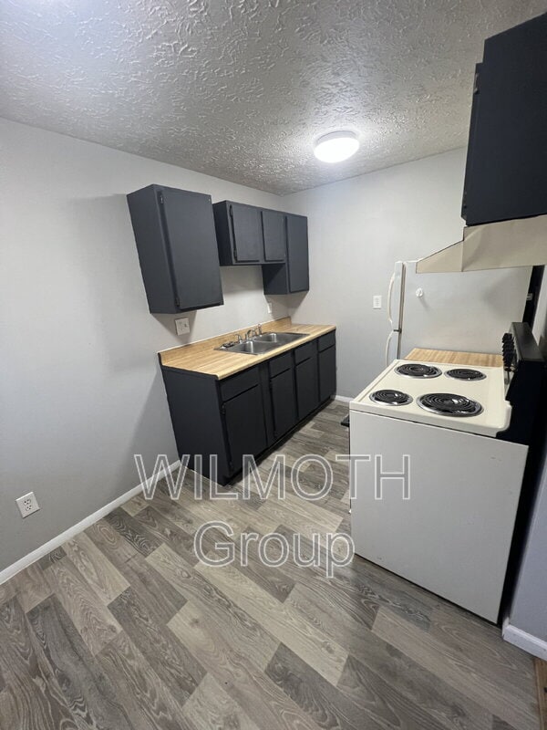 Photo - 1818 Michigan St Unit 2