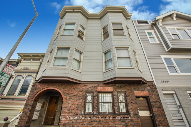 Photo - 2855 Bush St Unidad 302 Rental