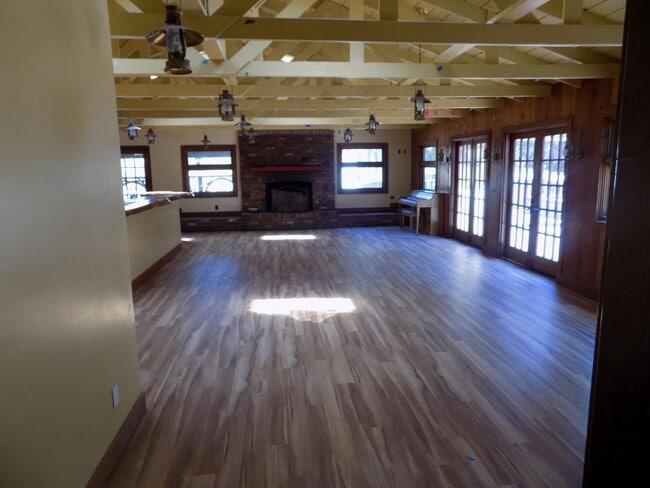 Photo - 740 W Foothill Blvd Unidad 740 A