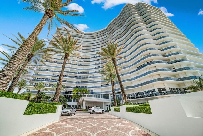 9601 Collins Ave Unit 507