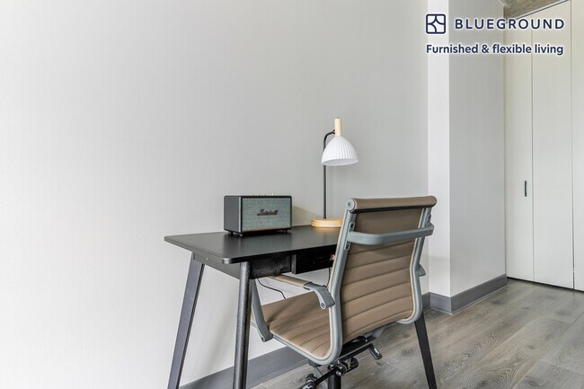 Photo - 180 N Ada St Unidad FL8-ID1302