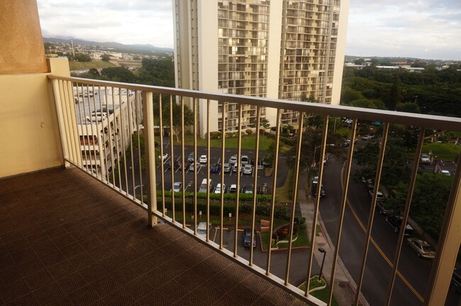 Photo - 98-450 Koauka Loop