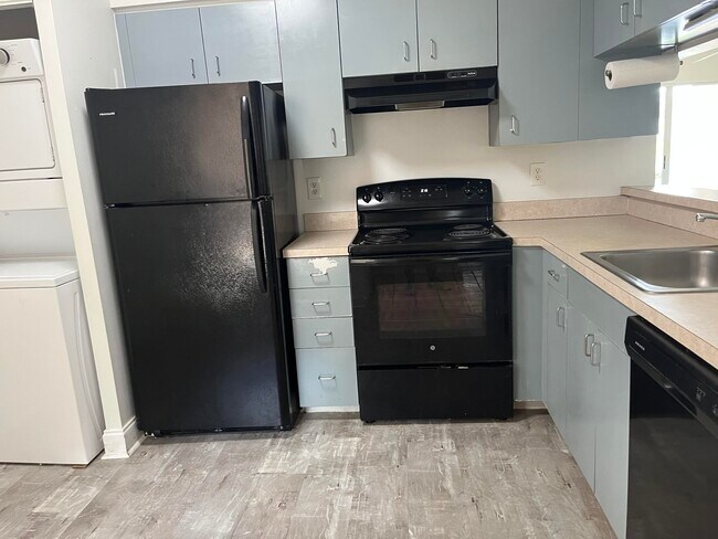 Photo - 6104 Glenmoor Dr Unit 6104