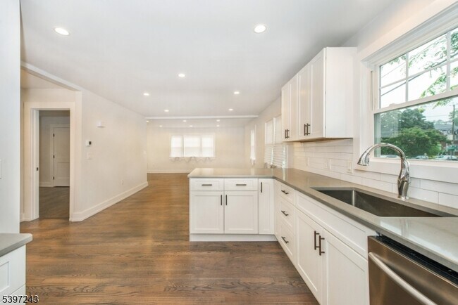 Photo - 266 Elmwood Ave