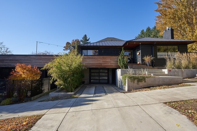 Photo - 2111 SE 28th Pl Unidad #B
