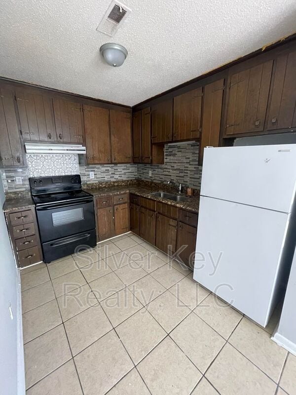 Photo - 202 S Hill St Unidad A