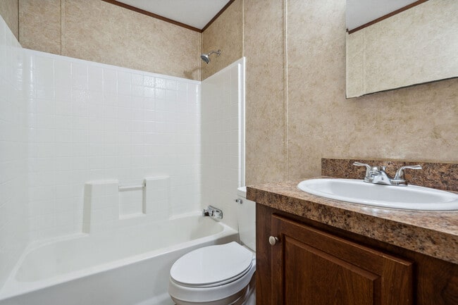 Photo - 111 S Cedar Dr