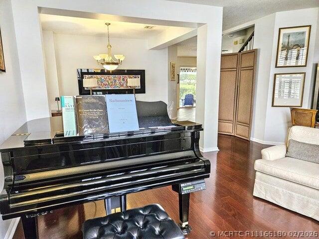 Photo - 1225 Avondale Ln