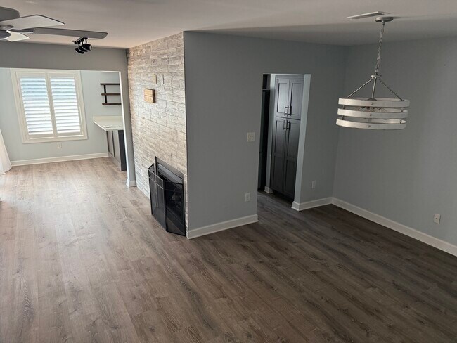 Photo - 703 S Lake Shore Dr Unit H