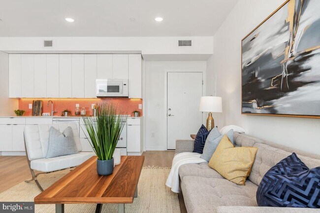 Photo - 1141 N Front St Unit 407