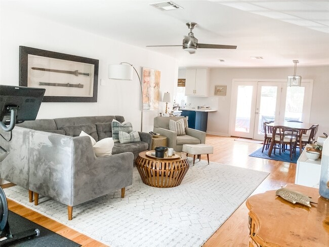 Photo - 5546 Pagewood Ln