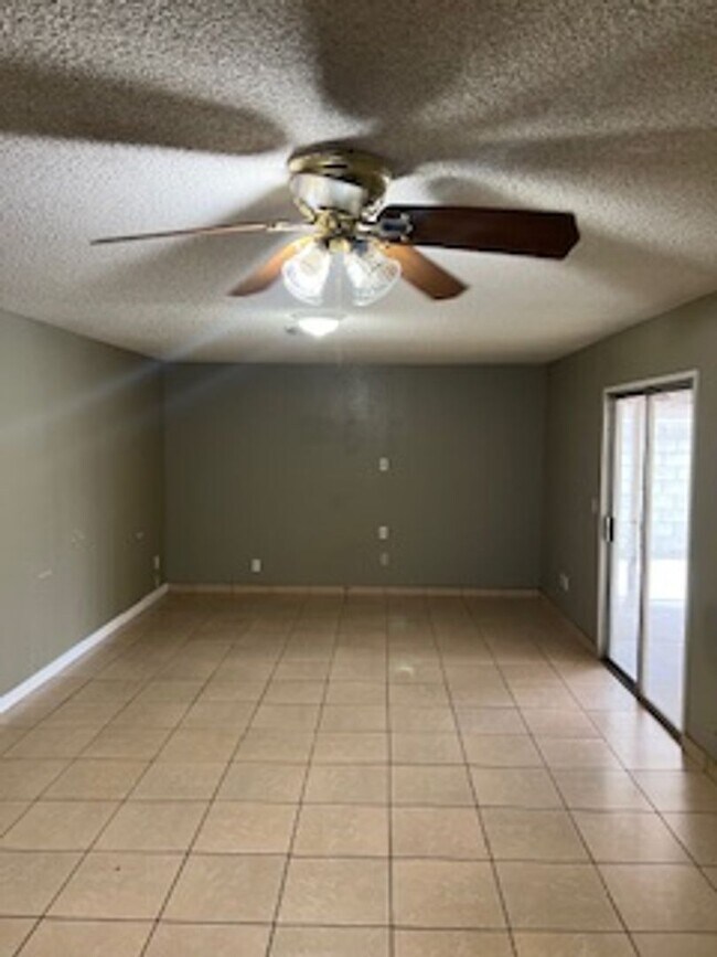 Photo - Southwest Bakersfield Home with Pool