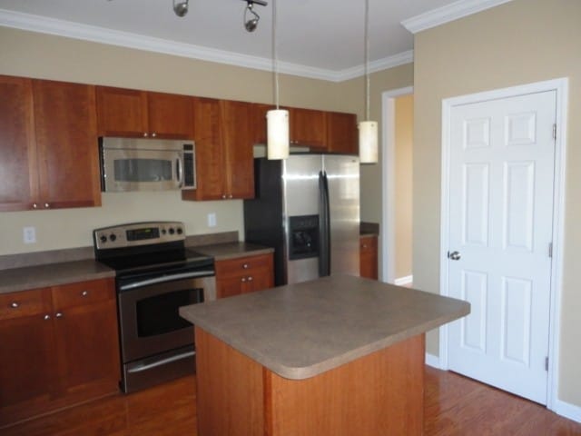 Photo - 317 Collinsworth Dr