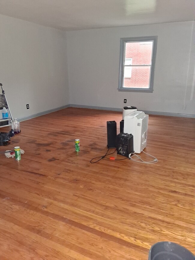 Photo - 4117 Orchard Way