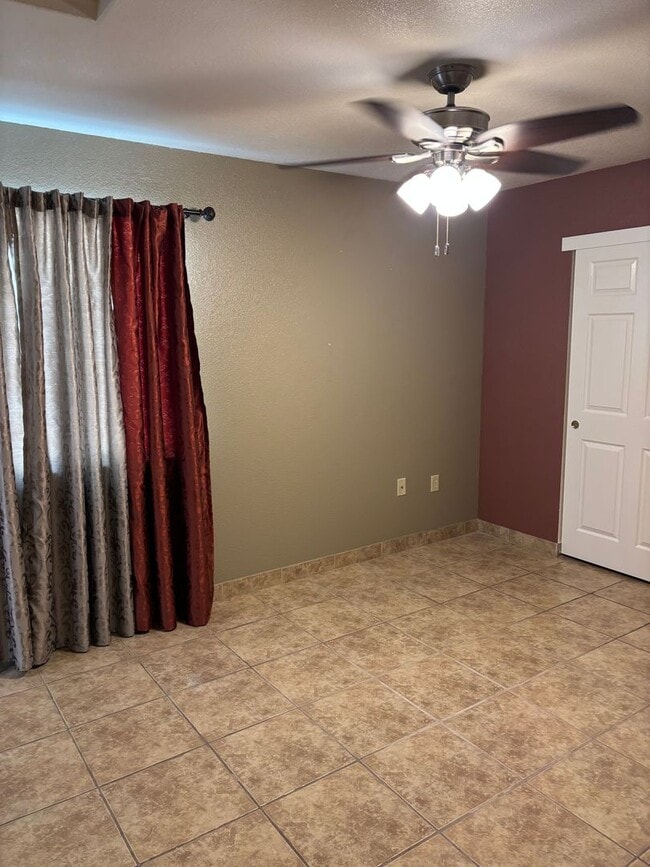 Photo - Single Family Home in Live Oak.