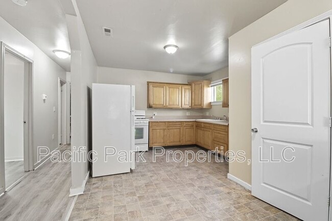 Photo - 502 S Holmes Ave