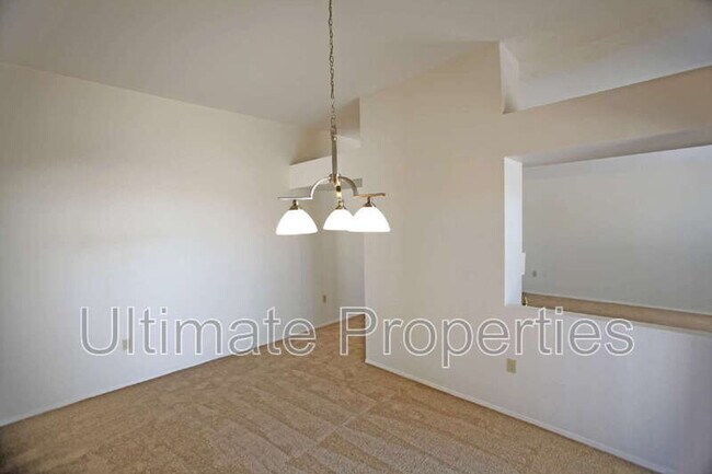 Photo - 6853 N 78th Ave