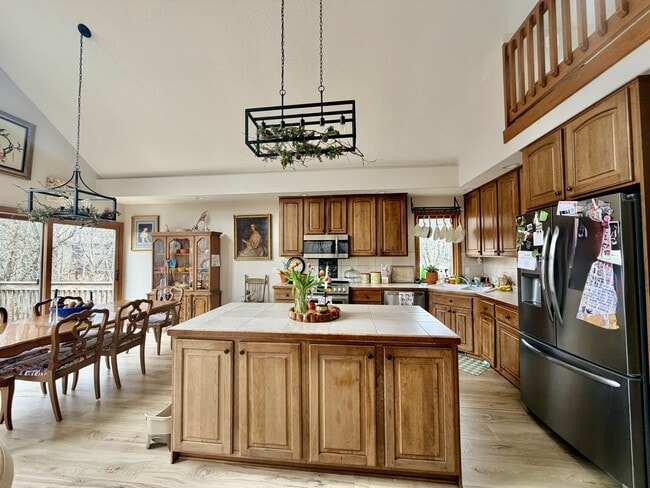 Photo - 6170 E Lake Dr