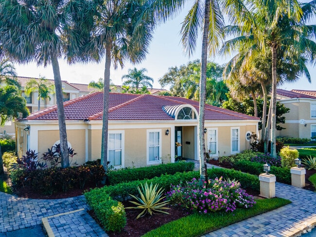 Photo - Savannah at Riverside Condo