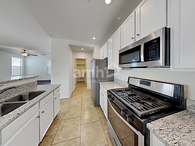 Photo - 562 W Paseo Celestial