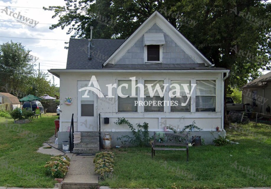 Photo - 1029 Hasbrook Ave