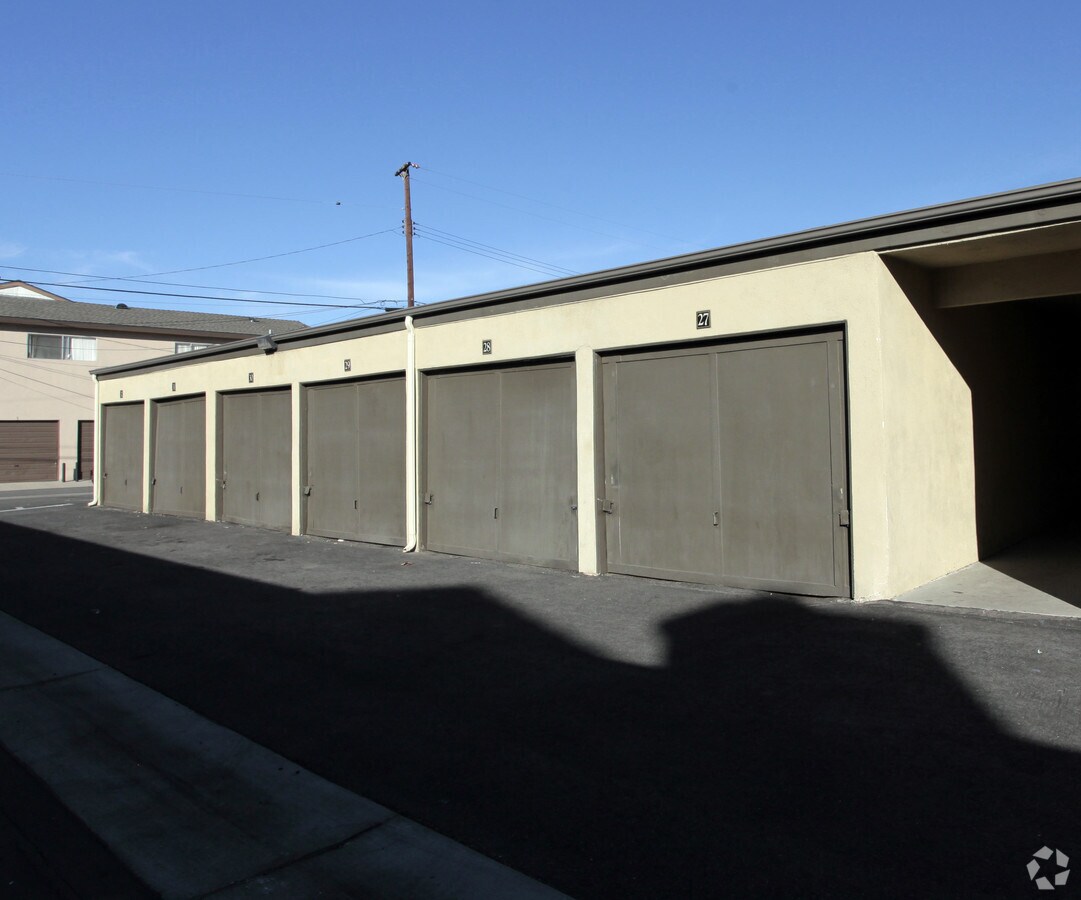 Garage - Lampson Gardens