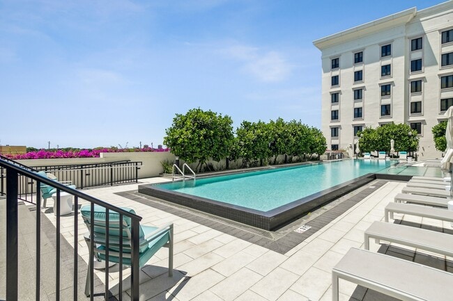 Life Time Living Gables Station Pool 1 - Life Time Living at Gables Station