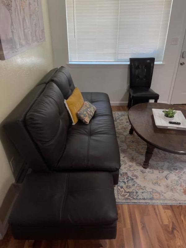 Photo - 3345 Lakeshore Blvd Unidad Lakeshore 2