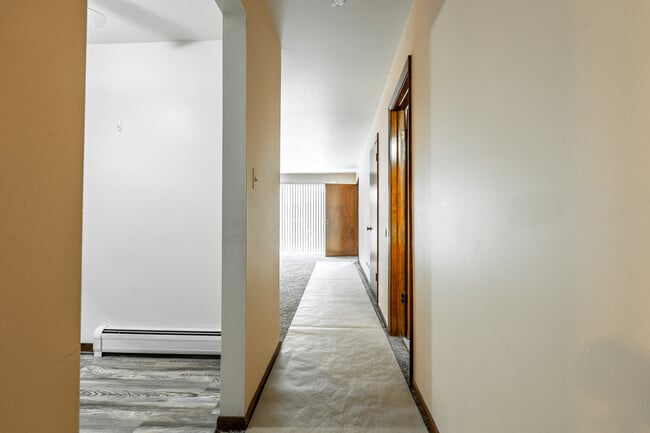 Photo - 4613 Grove Ave