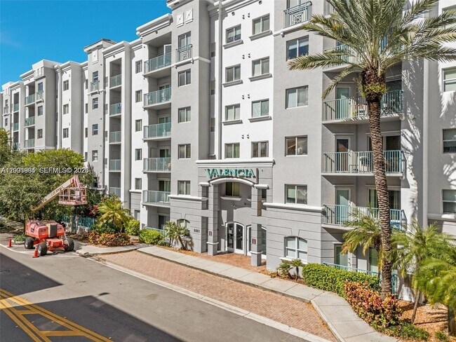 Photo - 6001 SW 70th St Unit 342