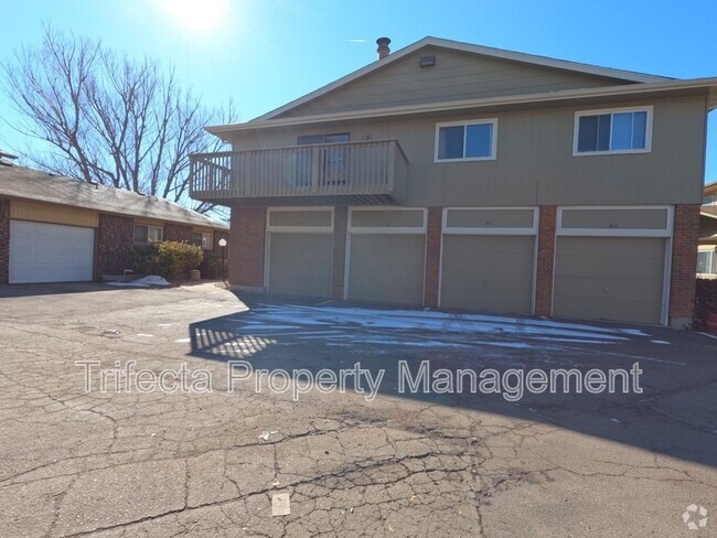 Building Photo - 1024 Oxford Ln Unit 61 Rental