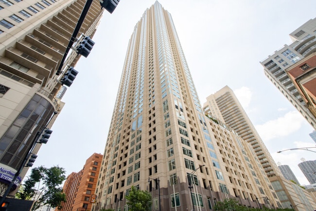Photo - 33 W Ontario St Condo Unit 38C