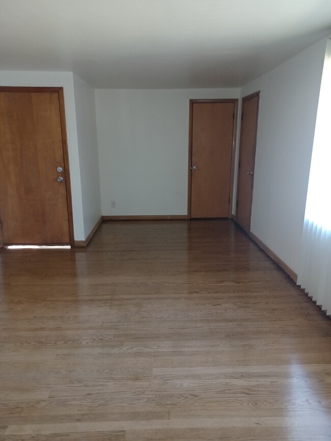 Photo - 5733 W Birch Ave Unit Duplex