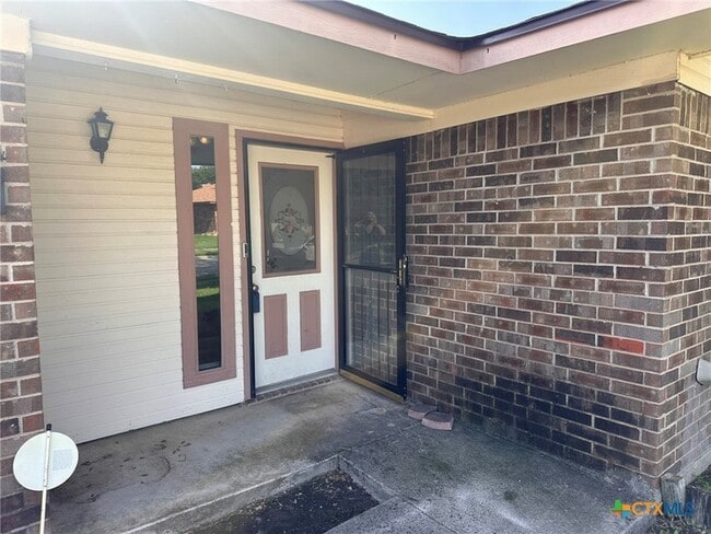 Photo - 1810 Gautier Ave