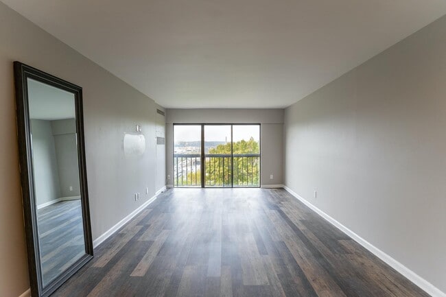 Photo - 1001 26th St NW Unidad # 807