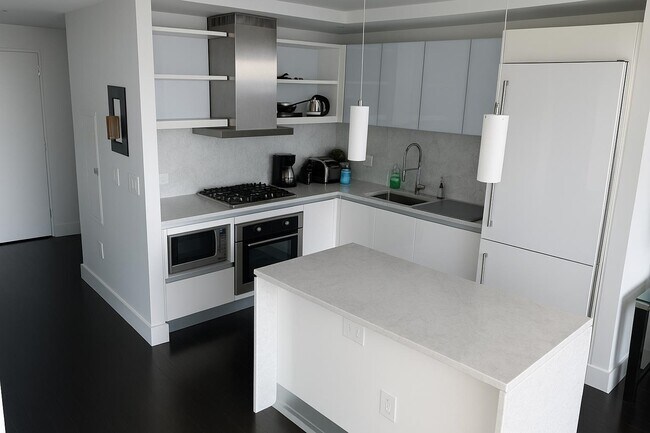 Photo - 77 Hudson St Unit 4907