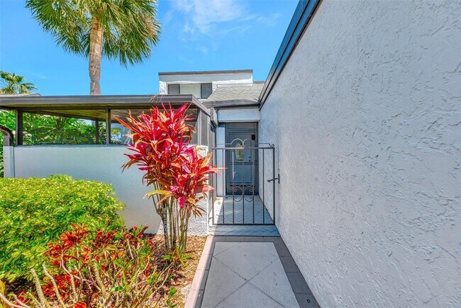3141 Heatherwood Ln