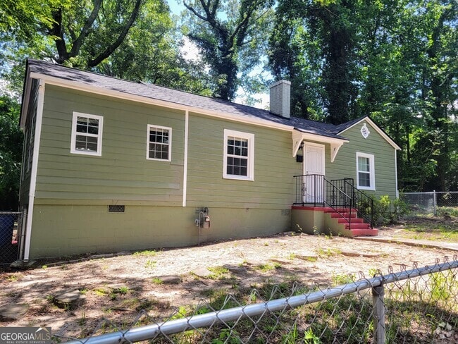 Building Photo - 1366 Campbellton Rd SW Rental