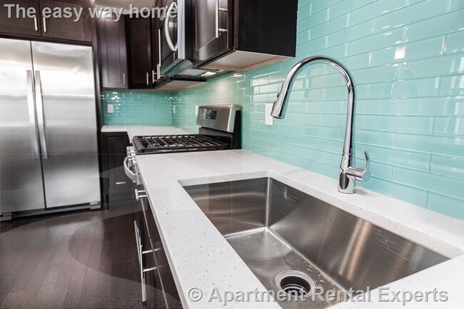 Photo - 478 Fulton St