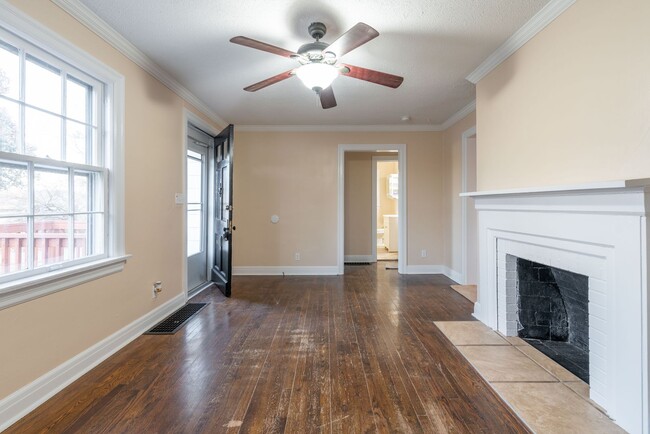 Photo - 1714 E McDaniel St