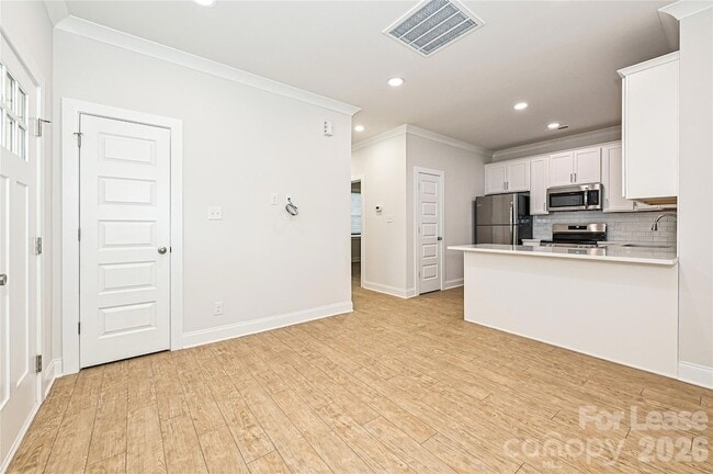 Photo - 1714 Club Rd