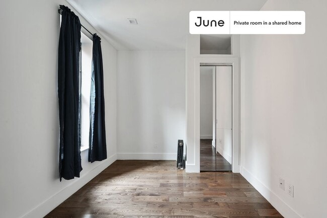 Photo - Room in Shared 4 bed/2 bath home Unit D