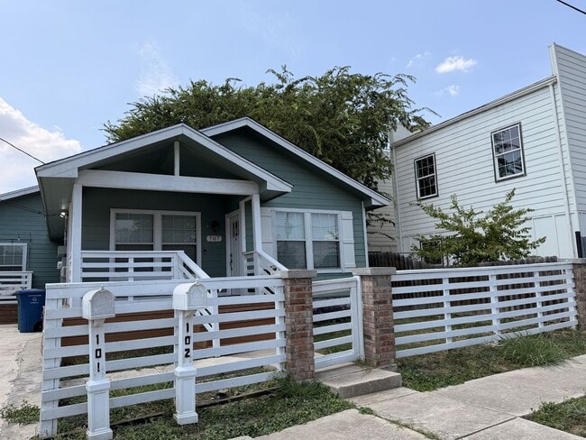 Photo - 707 S Olive St