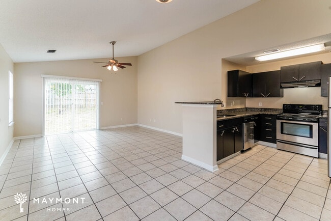 Photo - 7 Brushwood Ct