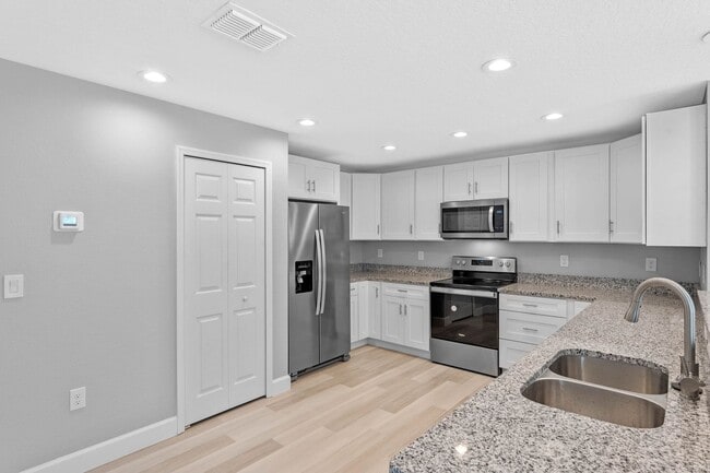 Photo - 2930 Alatka Ln Unidad A