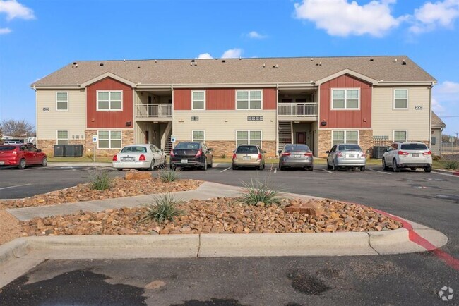 Building Photo - Avenue Commons Rental