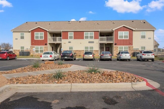 Building Photo - Avenue Commons Rental