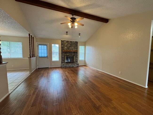Photo - 4-Bedroom House for Rent in Killeen