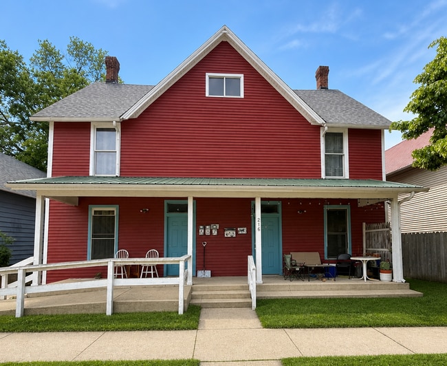 Building Photo - 216 S 5th St Unit 2