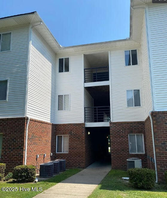 Photo - 320 Brownlea Dr Unit 1e